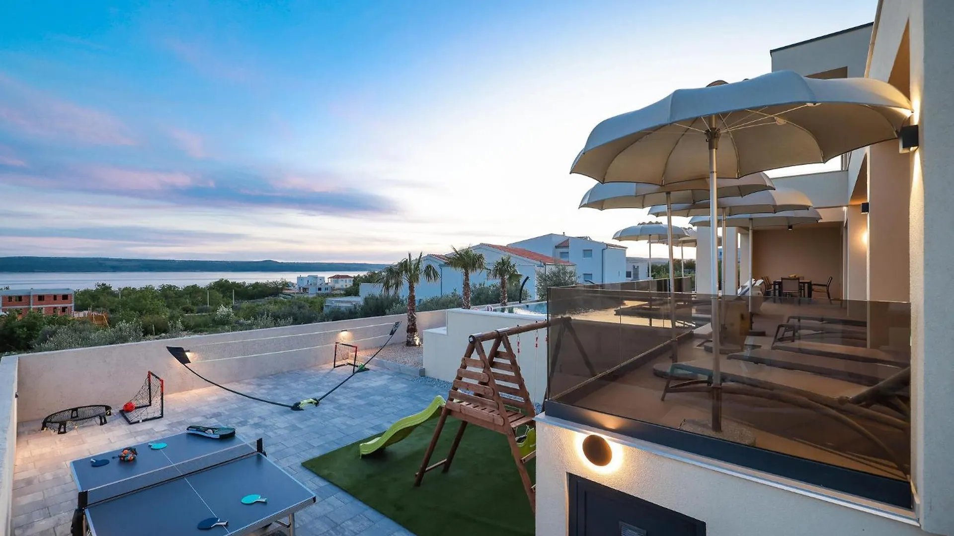 4 Bedroom Awesome Home In Maslenica