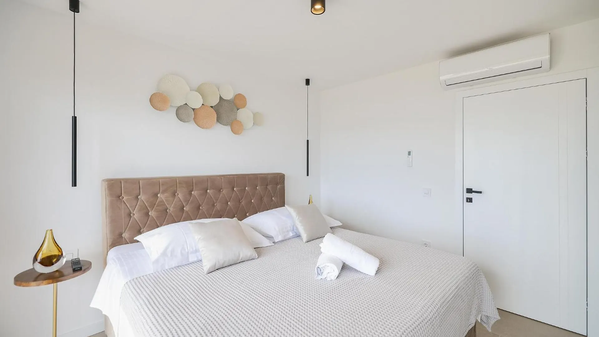 4 Bedroom Awesome Home In Maslenica Сasa de vacaciones